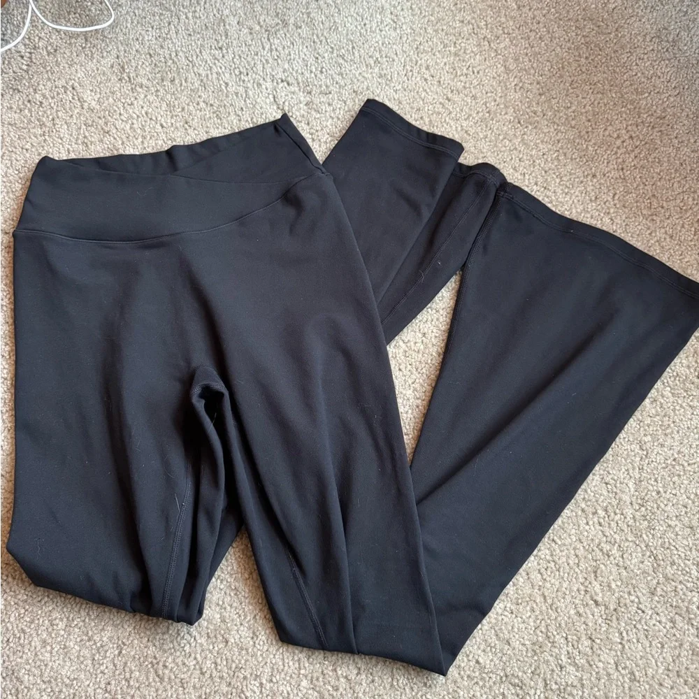 P'tula PURELUXE Flare Legging: REGULAR - Picture 1 of 6